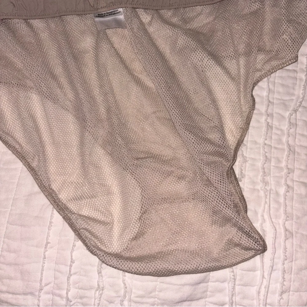 The North Face XL Tan Swim Trunks Outdoor Shorts mesh liner river ocean canoe